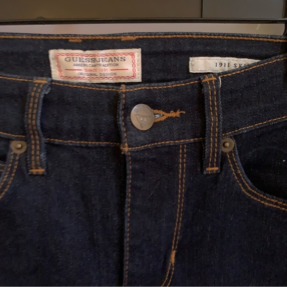 ✨2 for 20$✨Skinny guess jeans dark wash - Picture 3 of 9